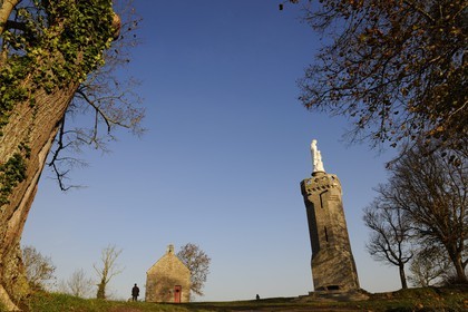 France, Ille et Vilaine, Bay of Mont Saint Michel, le Mont Dol, l'Esperance Chapel and Notre Dame Tower