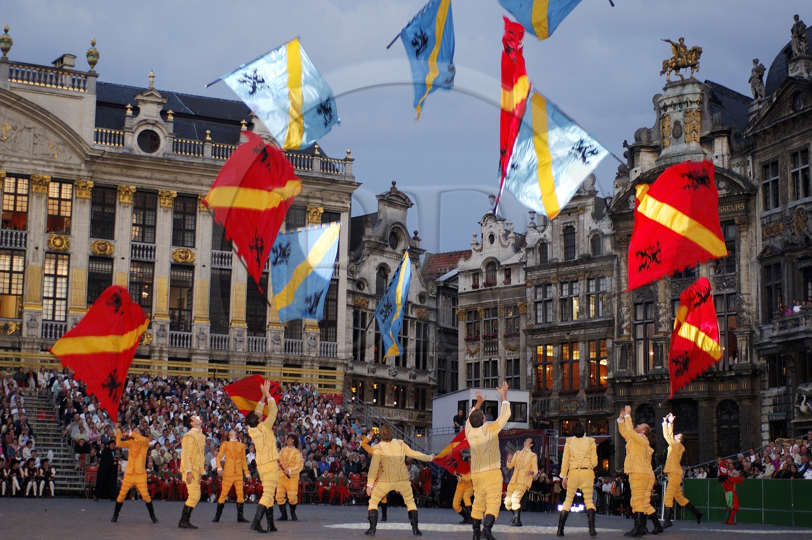 Belgique, Bruxelles, le centre historique, la Grand Place classée Patrimoine Mondial de l'UNESCO, fête de l' Ommegang