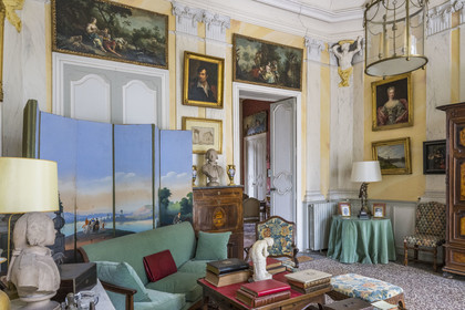 France, Hérault (34), Montpellier, centre historique appelé l’Ecusson, L'Hotel Haguenot, hotel particulier appelée folie montpelliéraine de la deuxième moitié du XVIIIème siècle