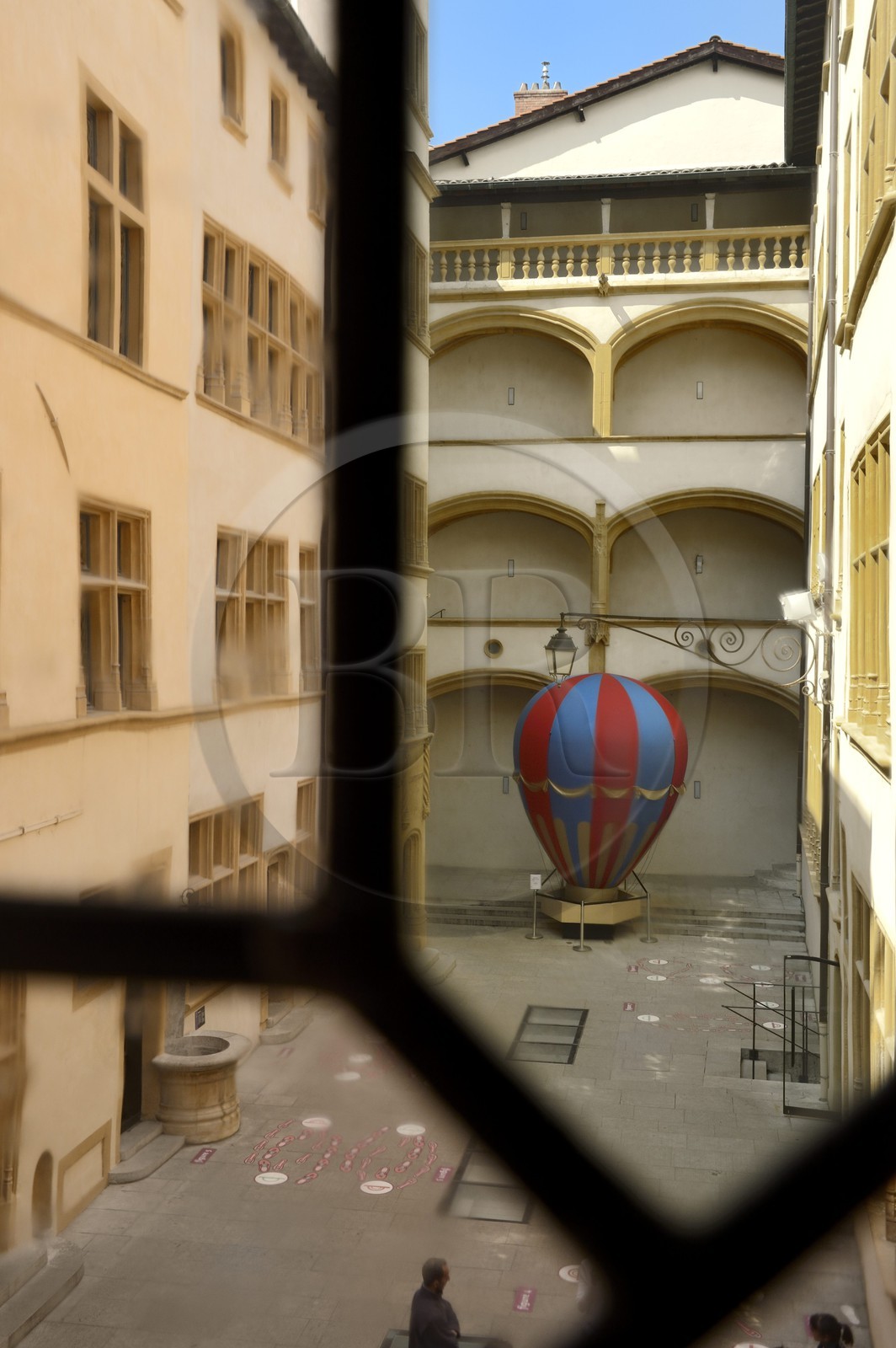 France, Rhône (69), Lyon, site historique classé Patrimoine Mondial de l'UNESCO, quartier de Saint-Paul dans le Vieux Lyon, l'Hôtel de Gadagne Renaissance abritant les musées Gadagne, Grande Cour
