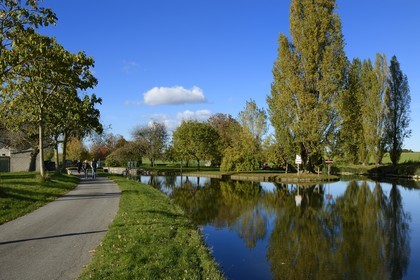France, Seine-et-Marne (77), Fresnes-sur-Marne, le canal de l'Ourcq