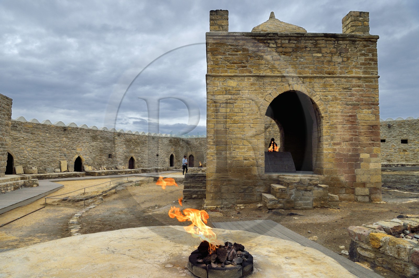 Azerbaïdjan, Bakou, Surakhany, Atashgah (Atechgah) ou Fire Temple (Temple du Feu), lieu de culte zoroastrien construit au XVIIIème siècle par une communauté indienne sur un site d'où sortait naturellement du gaz