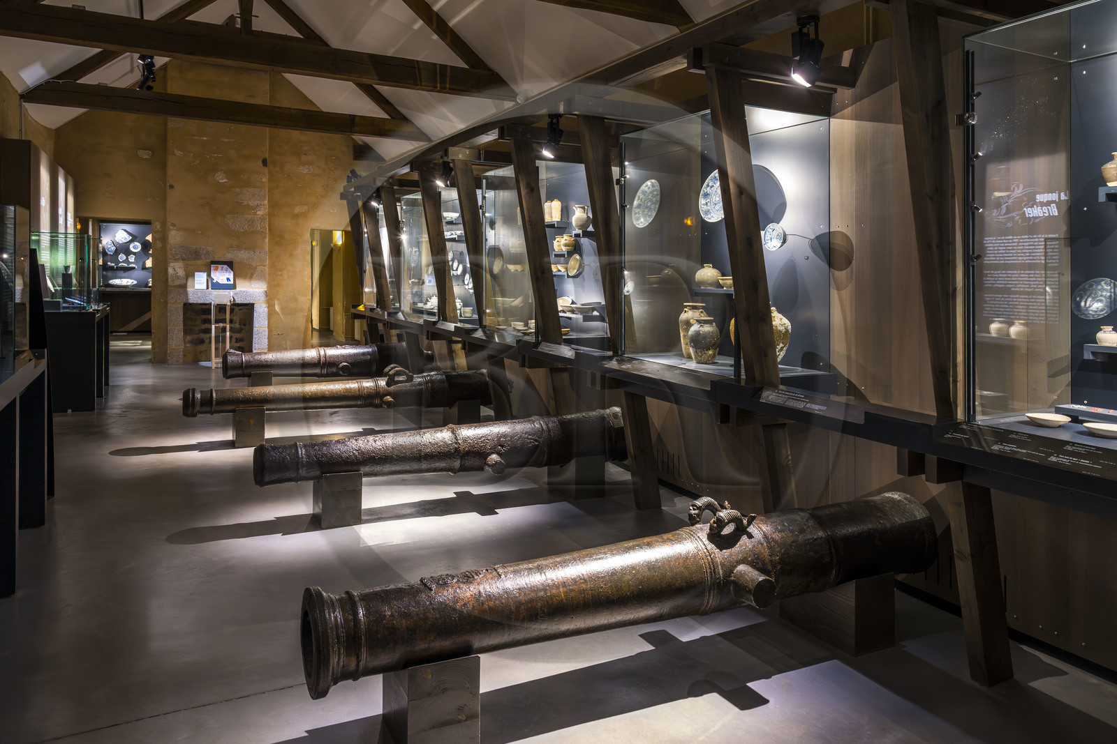 France, Morbihan (56), Port-Louis, la citadelle de Port-Louis, musée national de la Marine, partie consacrée à l'archéologie en mer, canons de l'épave du Mauritius, échoué en 1609 au large du Gabon
