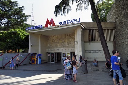 Géorgie, Tbilissi, la station de metro Rustaveli