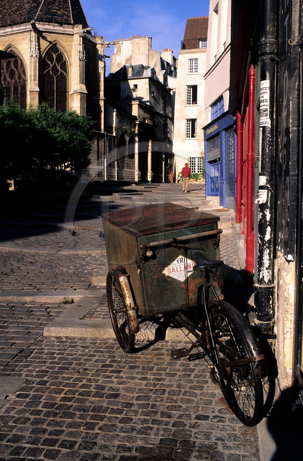 France, Paris (75), triporteur de livraison rue des Barres