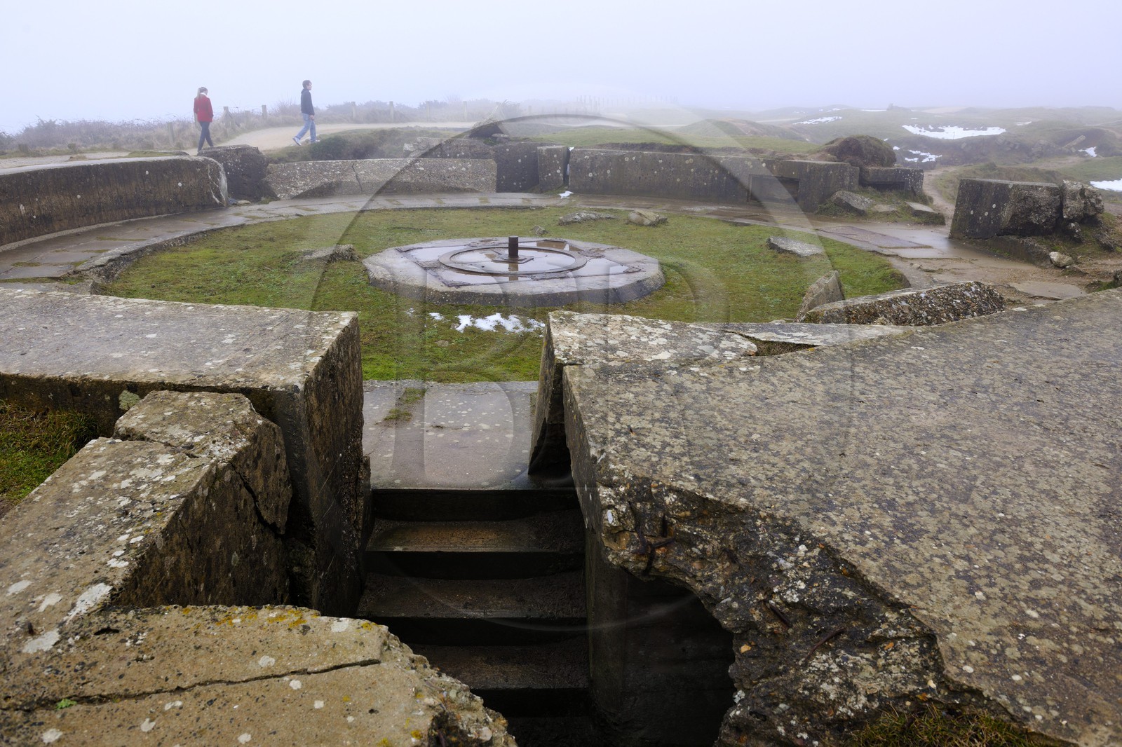 France, Calvados (14), Grandcamp-Maisy, blockhaus de la Pointe du Hoc