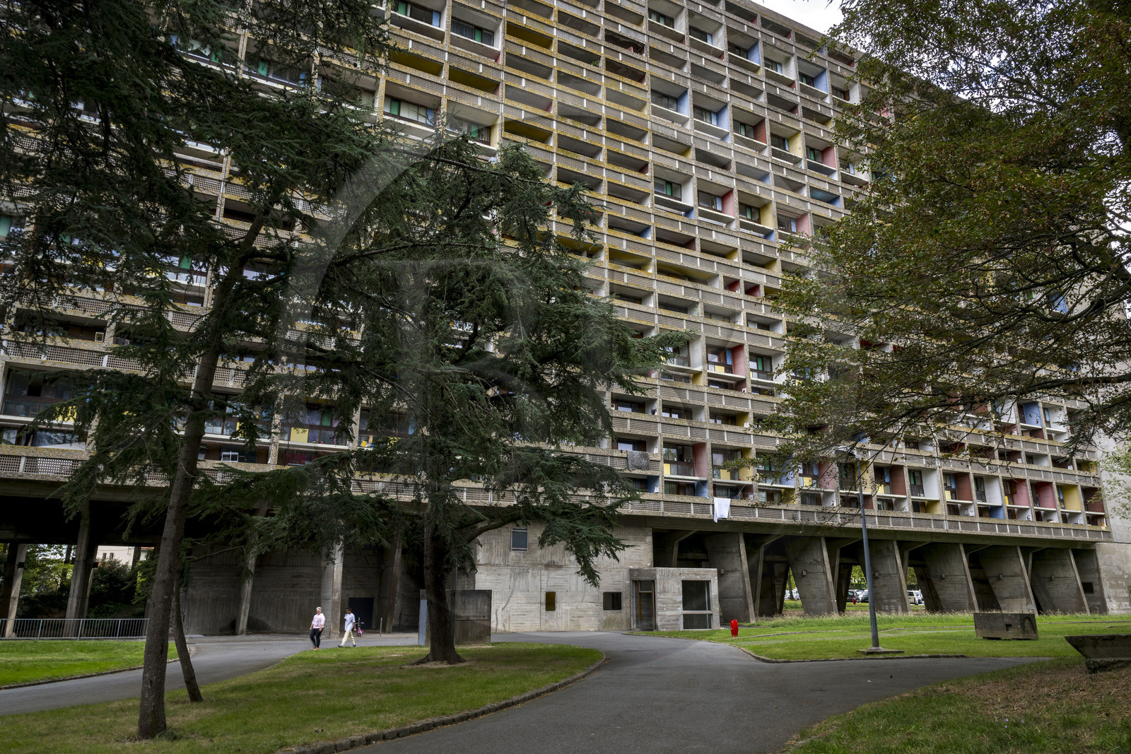 France, Loire-Atlantique (44), banlieue de Nantes, Rezé, la Maison Radieuse par l'architecte Le Corbusier, l'Unité d’Habitation de Nantes-Rezé est un immeuble de 294 appartements