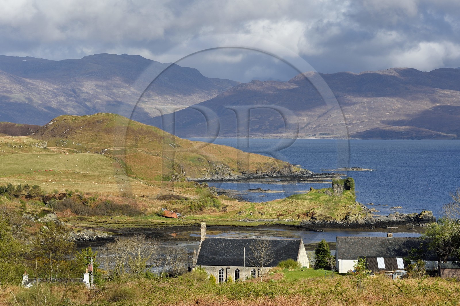 United Kingdom, Scotland, Highlands, Hebrides, Isle of Skye, Teangue, ruins of Knock Castle