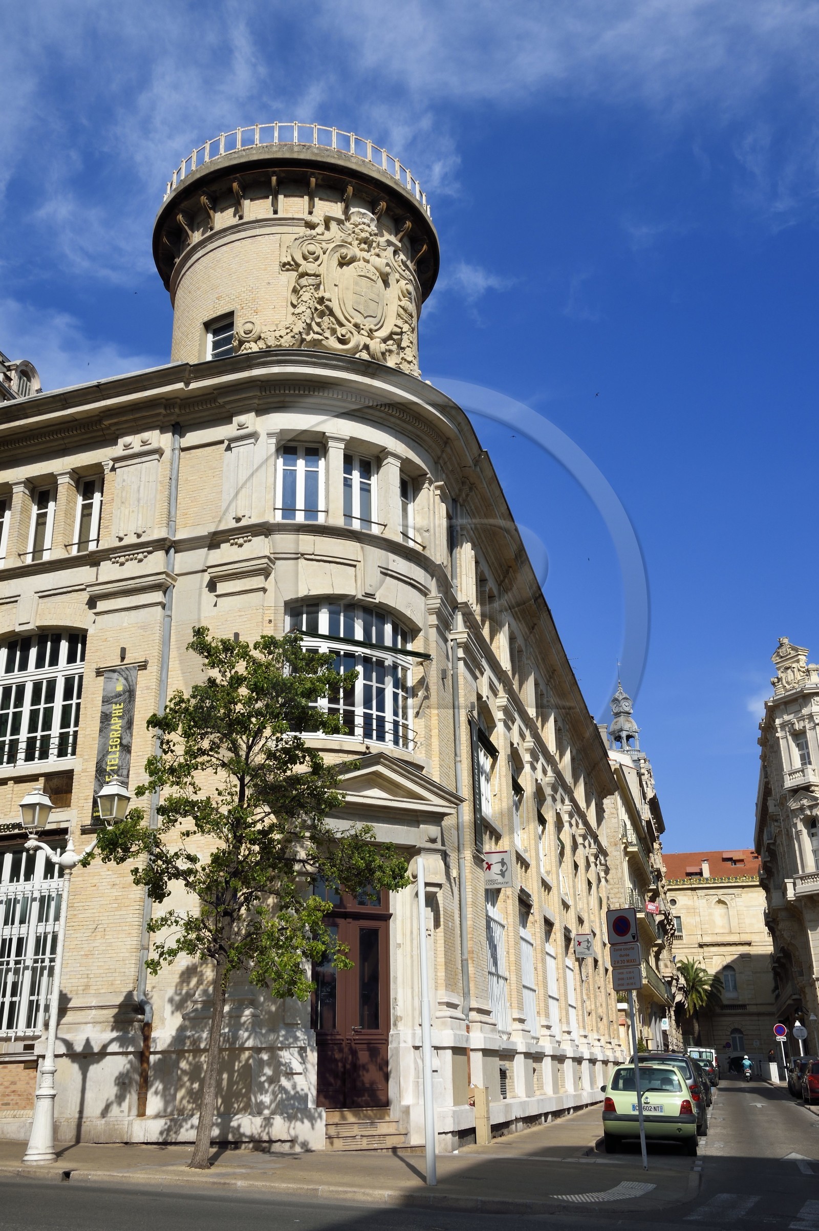 France, Var, Toulon, restaurant and cultural place Le Télégraphe in the former Post