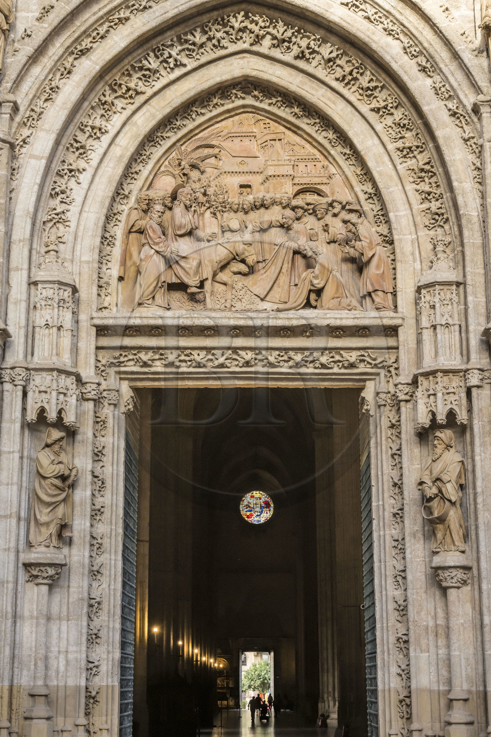 Espagne, Andalousie, Séville, la cathédrale, classé Patrimoine Mondial de l'UNESCO, porte latérale