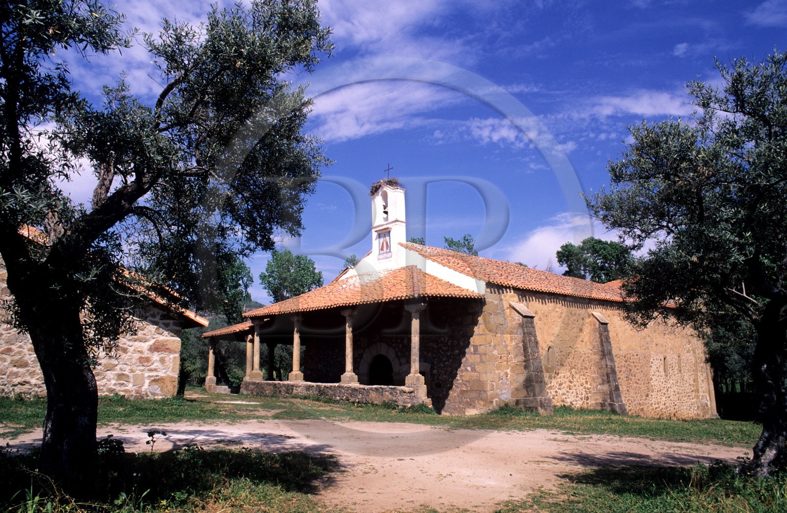 Espagne, Estrémadure, église près de Pasaron de la Vera