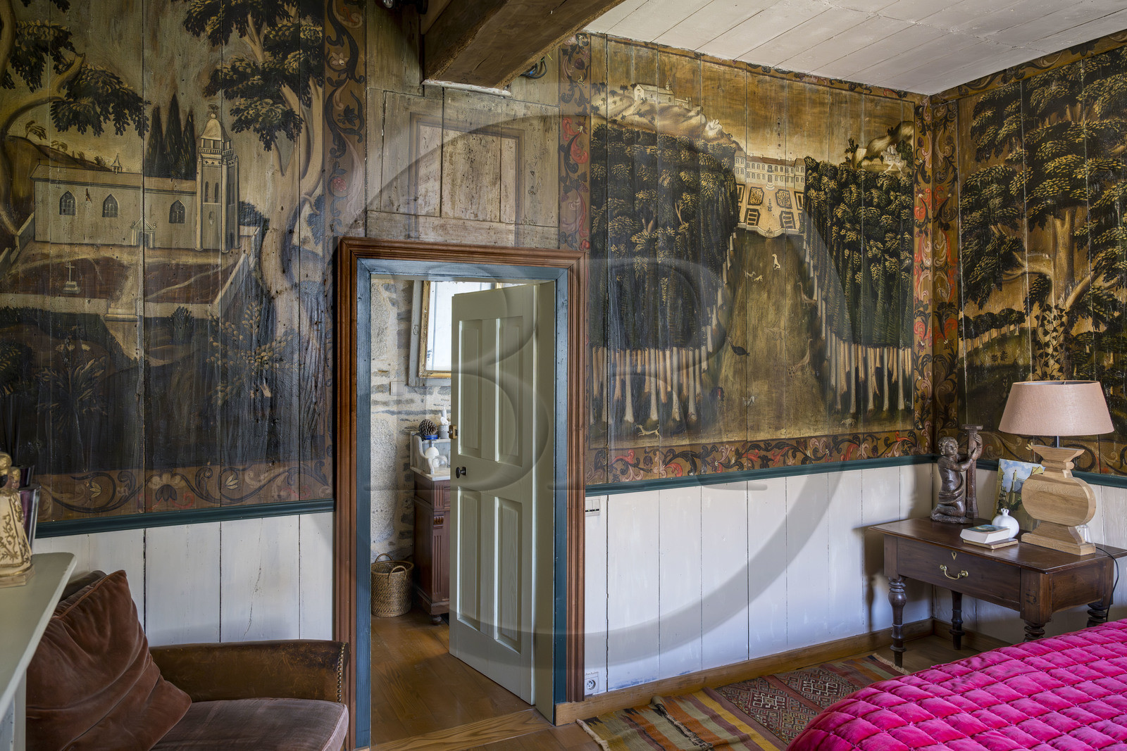 France, Finistère, Roscoff, shipowner's house called la Porte Noire (the Black Gate) built at the end of the 16th century by the James brothers and belonging today to Christian Kulig, master bedroom with murals on wooden partitions  representing Roscoff in the 18th century
