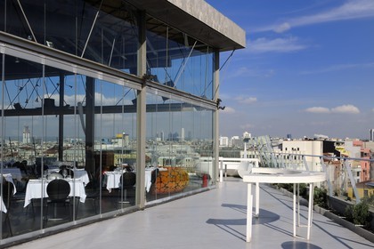 Turquie, Istanbul, quartier de Beyoglu, terrasse du restaurant 360 Istanbul