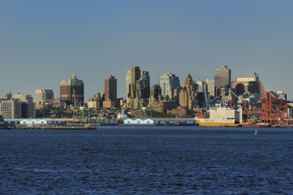 Etats-Unis, New York, Brooklyn et son port au premier plan