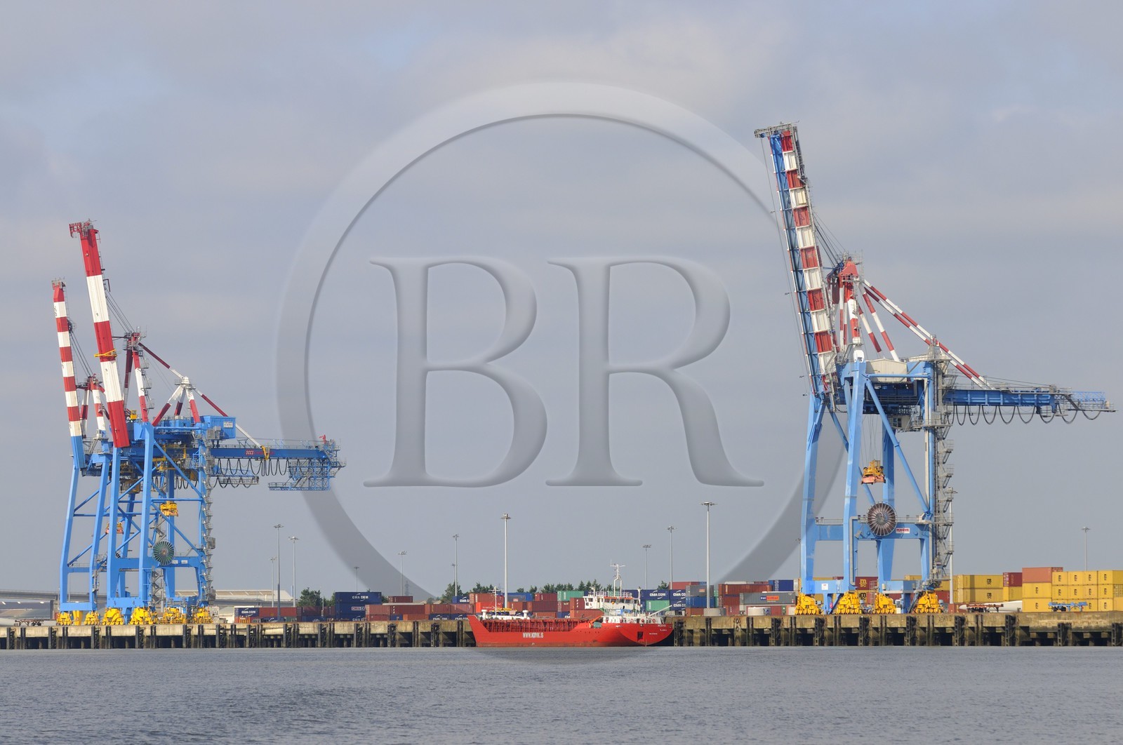 France, Loire-Atlantique (44), port autonome de Nantes Saint-Nazaire, terminal à marchandises et conteneurs de Montoir de Bretagne