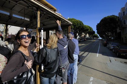 Etats-Unis, Californie, San Francisco, quartier de Russian Hill, cable car dans Hyde street