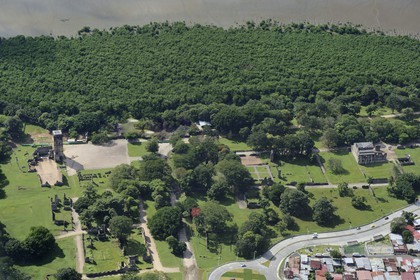 Panama, ruines historiques de Panama Viejo, ville d'origine de Panama City et première ville espagnole sur la côte pacifique, site historique classé Patrimoine Mondial de l'UNESCO (vue aérienne)