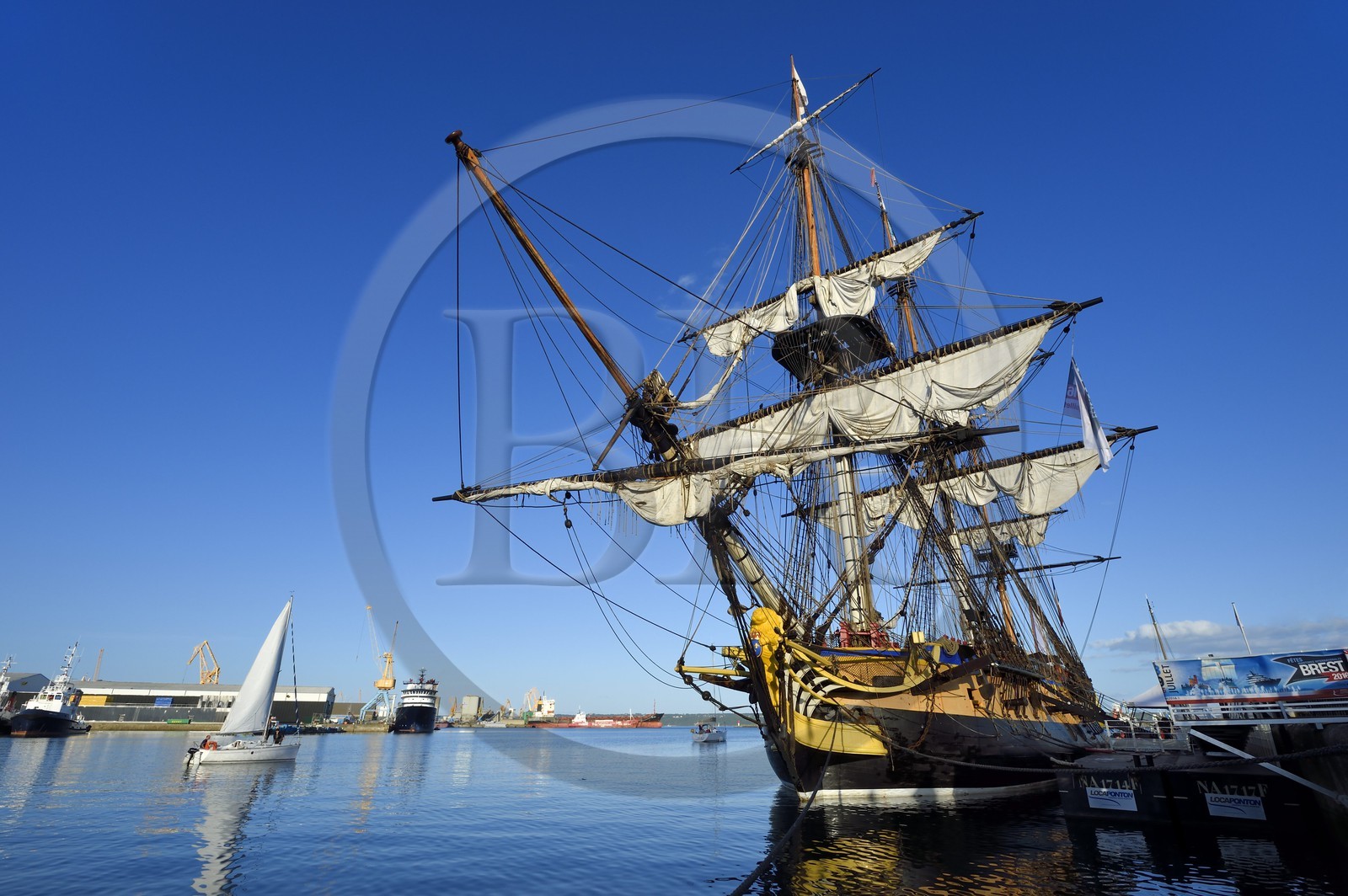 France, Finistere, Brest port, L'Hermione frigate, replica of the three masts which brought the marquis de Lafayette to America in 1780, figurehead at the bow