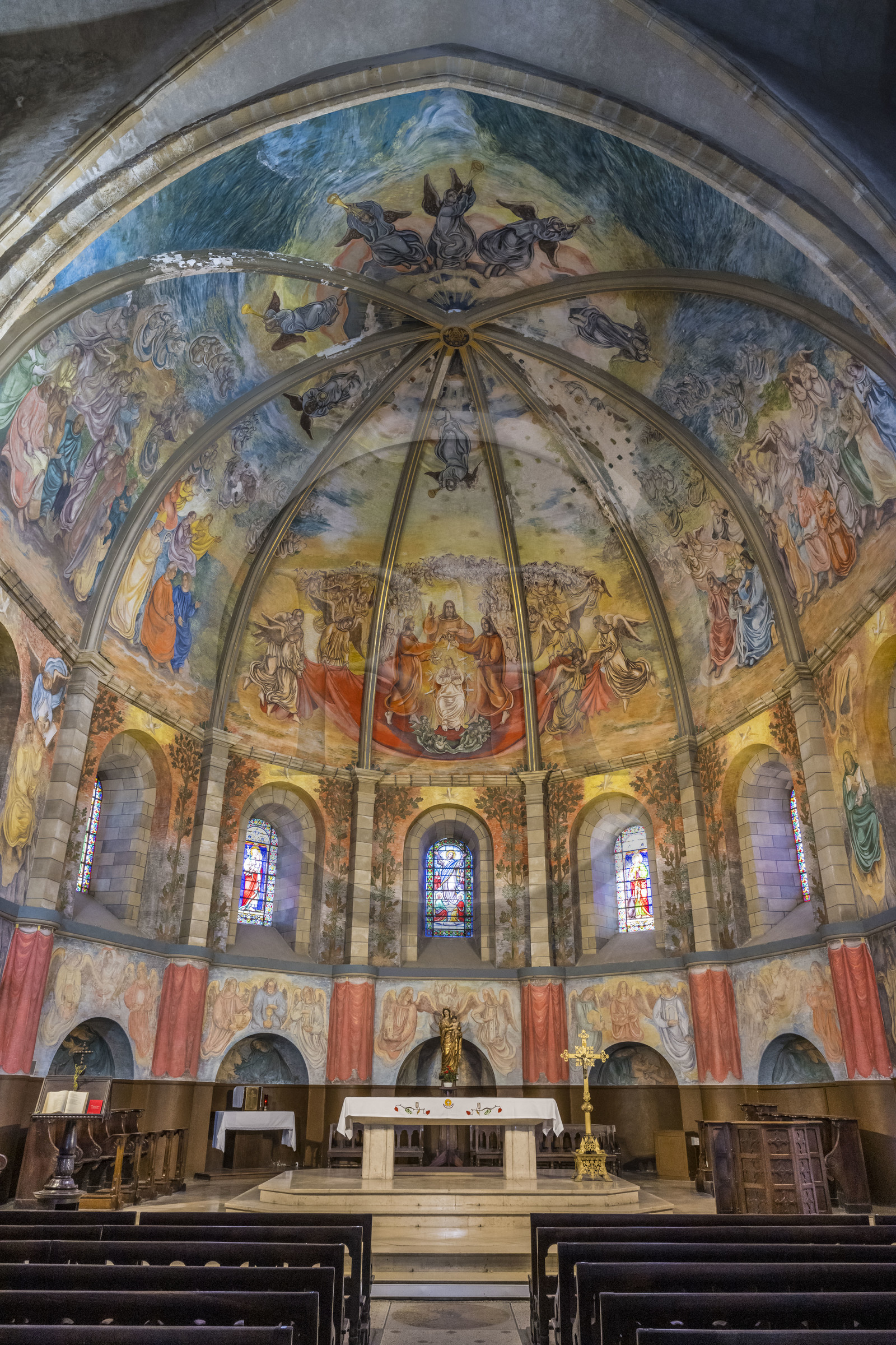 France, Aveyron, Millau, Notre-Dame de l'Espinasse church from the 12th century, the choir