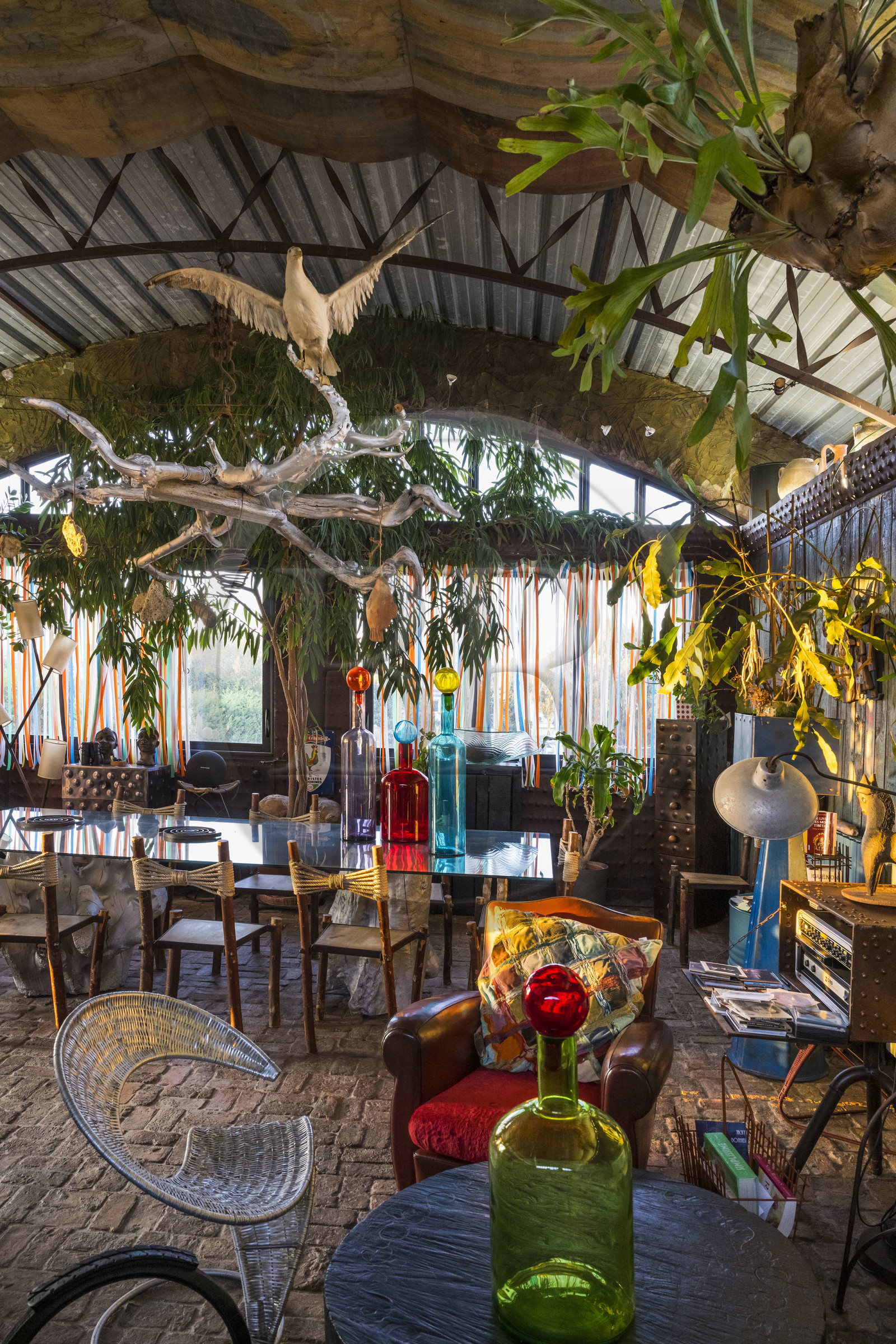 France, Hérault (34), Sète, la Maison du Pescatore, le salon de la maison de l'artiste et designer François Liguori