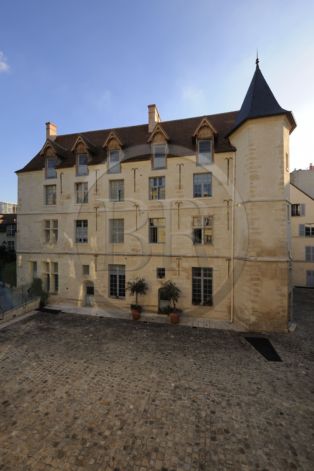France, Paris (75), Hôtel de la Reine Blanche au 17 de la rue des Gobelins