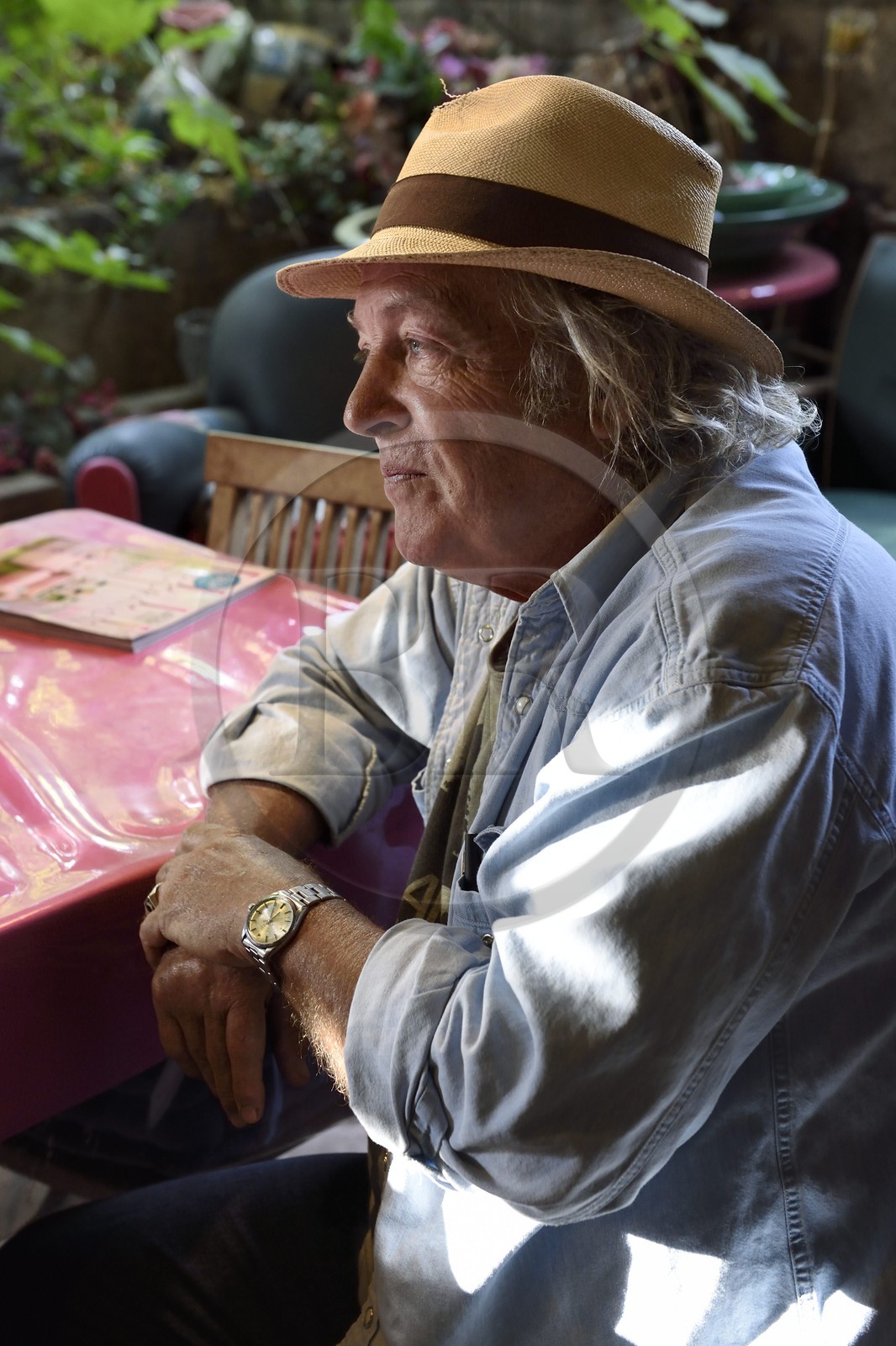 France, Var (83), La Dracénie, Salernes, le céramiste et créateur Alain Vagh