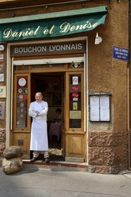 France, Rhône (69), Lyon, Restaurant bouchon lyonnais Daniel et Denise, le chef meilleur ouvrier de France 2004 Joseph Viola