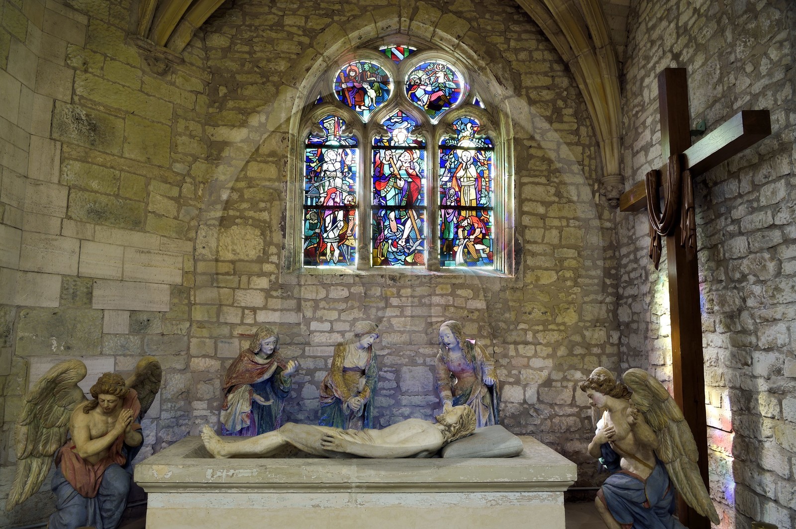 France, Meuse (55), Clermont-En-Argonne, église Saint-Didier, mise au tombeau, au centre la Sainte femme au sépulcre attribuée au sculpteur Ligier Richier (XVIème siècle)