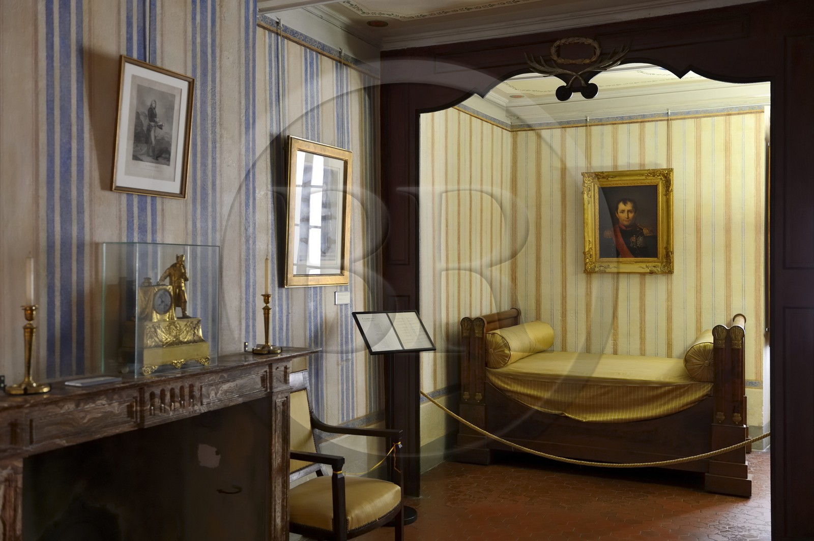 France, Corse du Sud, Ajaccio, Bonaparte House Museum in the house where Napoleon Bonaparte was born, room known as the alcove where Napoleon would have slept on his return from the Egyptian campaign