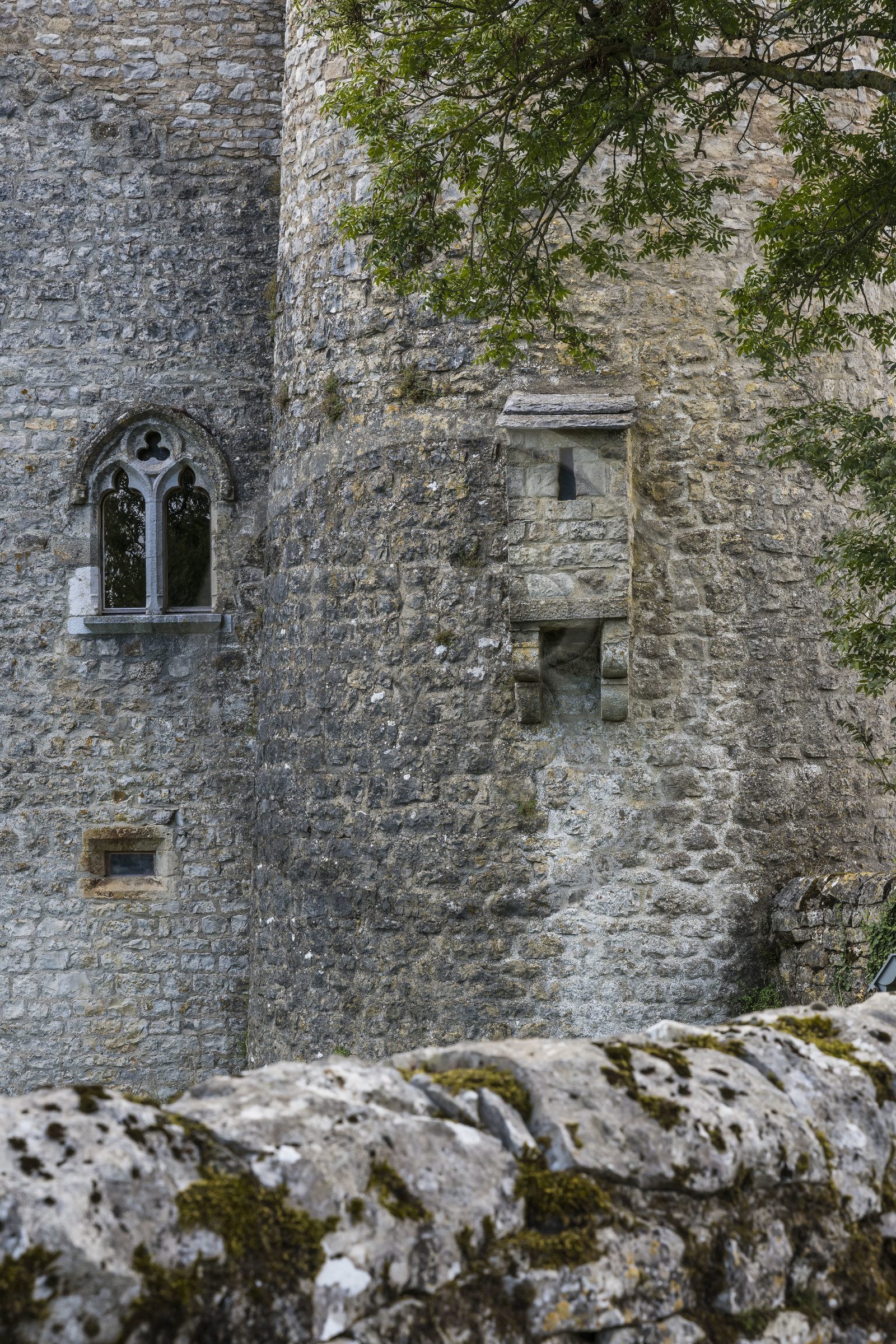 France, Aveyron (12), parc naturel régional des Grands Causses, Tour de Viala-du-Pas-de-Jaux, tour-grenier fortifiée des Hospitaliers de l'ordre de Saint-Jean de Jérusalem construite vers 1430 sur des terres ayant appartenues aux Templiers