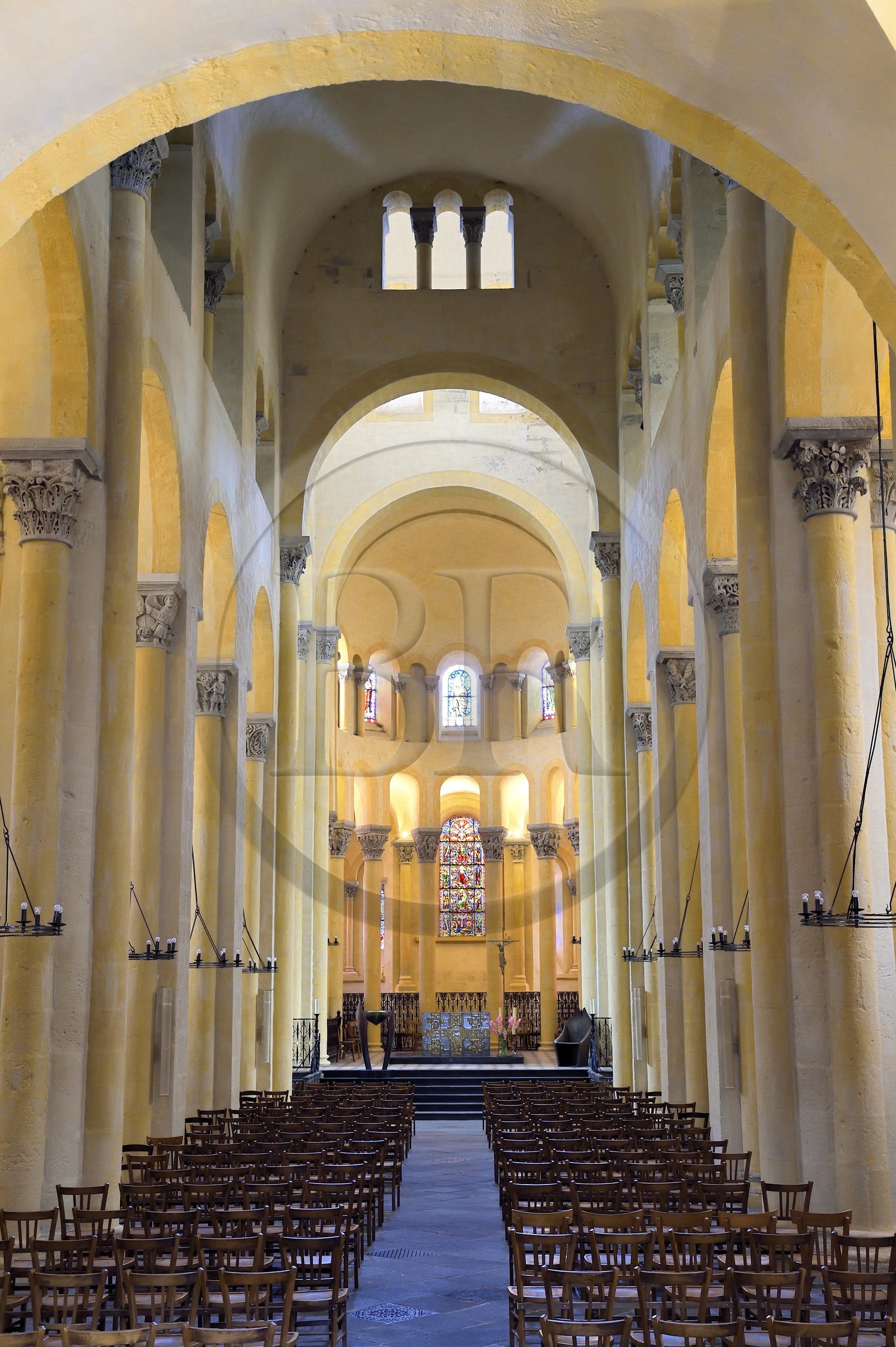 France, Puy-de-Dôme (63), Clermont-Ferrand, basilique Notre-Dame-du-Port de style roman auvergnat, classée Patrimoine Mondial de l'UNESCO au titre des Chemins de Saint-Jacques-de-Compostelle en France