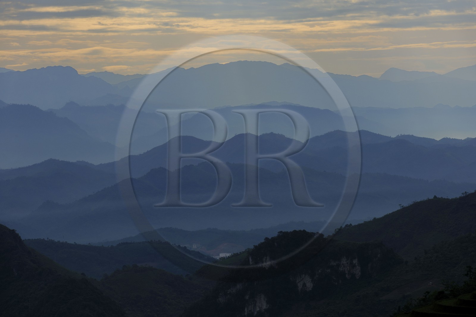 Vietnam, province de Lao Cai, région de Sapa, les montagnes environnantes