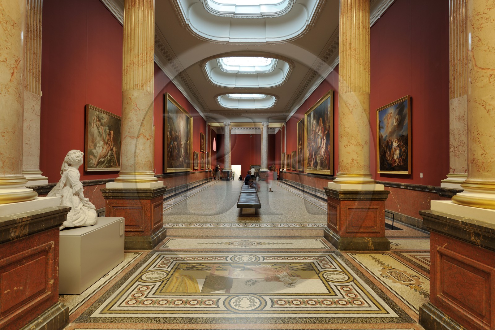 France, Hérault (34), Montpellier, centre historique, musée Fabre, la salle des colonnes, mention obligatoire: géré par Montpellier