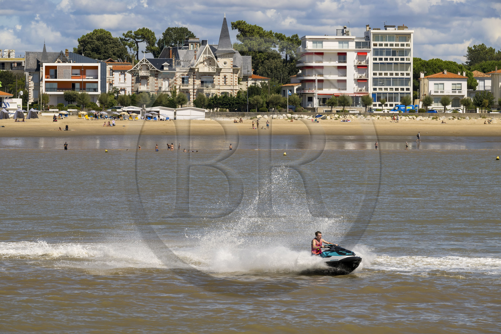 France, Charente-Maritime, Royan, seafront and Grande-Conche beach with the small building (in orange) La Perrinière from the 1950s designed by the architects M. Barnier and J. Daugrois