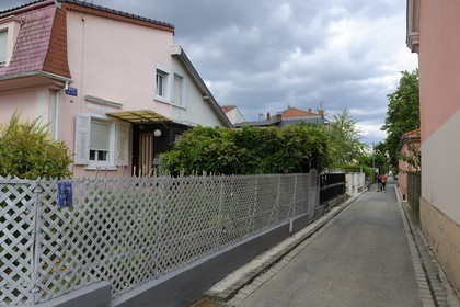 France, Haut-Rhin (68), Mulhouse, la Cité ouvrière, rue des Lis