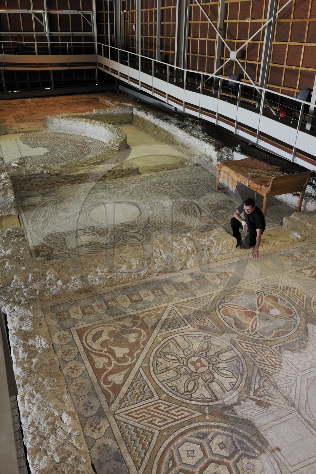 France, Hérault (34), villa gallo-romaine de Loupian à quelques kilomètres au sud de la Via Domitia, les fouilles ont révélé les restes d'une villa gallo-romaine très riche en mosaïques