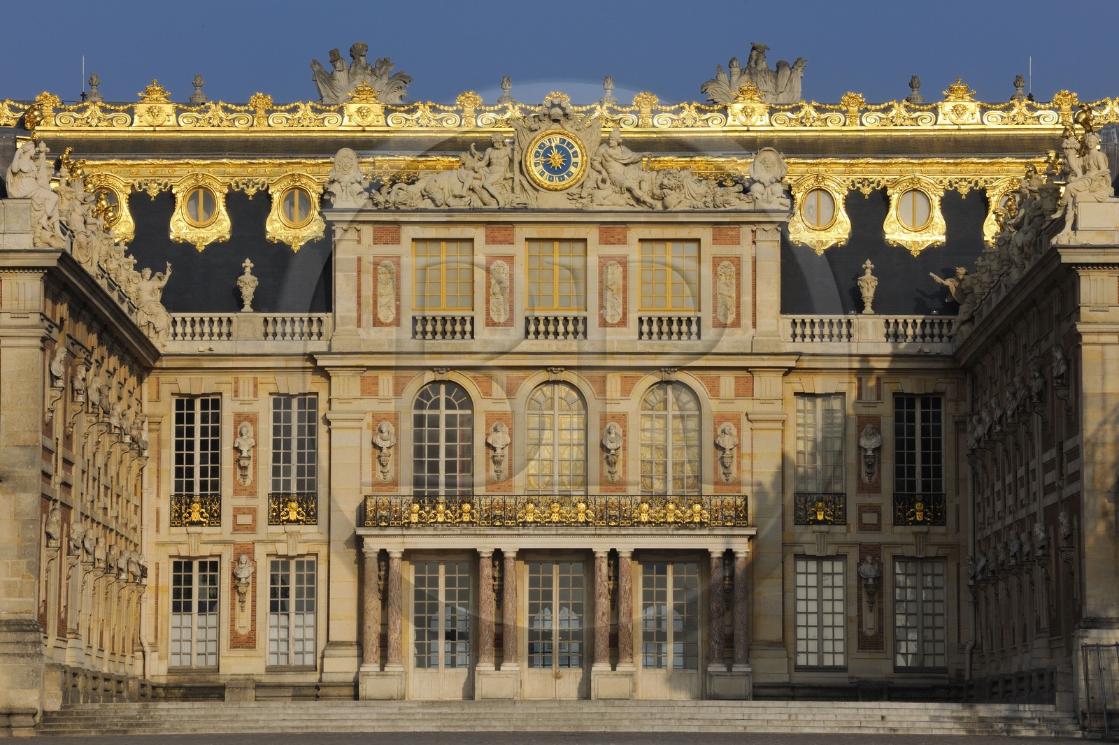 France, Yvelines, Chateau de Versailles, listed as World Heritage by UNESCO, the Cour de Marbre (Marble Courtyard) renovated in 2008