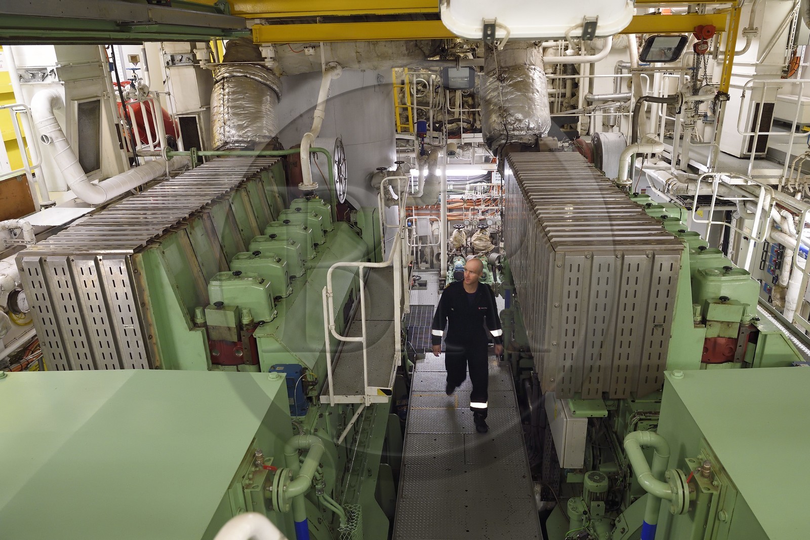 Groenland, cote Nord-Ouest, Baffin Bay, bateau de croisière MS Fram de la compagnie Hurtigruten, ingénieur en chef Jan Robin dans la salle des machines