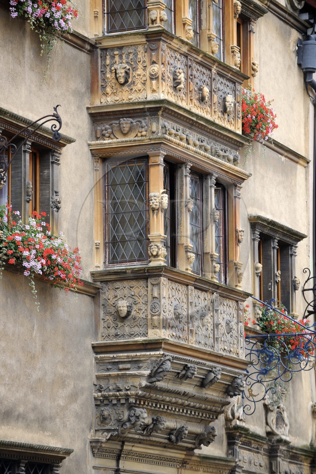 France, Haut-Rhin (68), Colmar, la maison des Têtes de style Renaissance (1609) jadis Bourse au Vins, oriel
