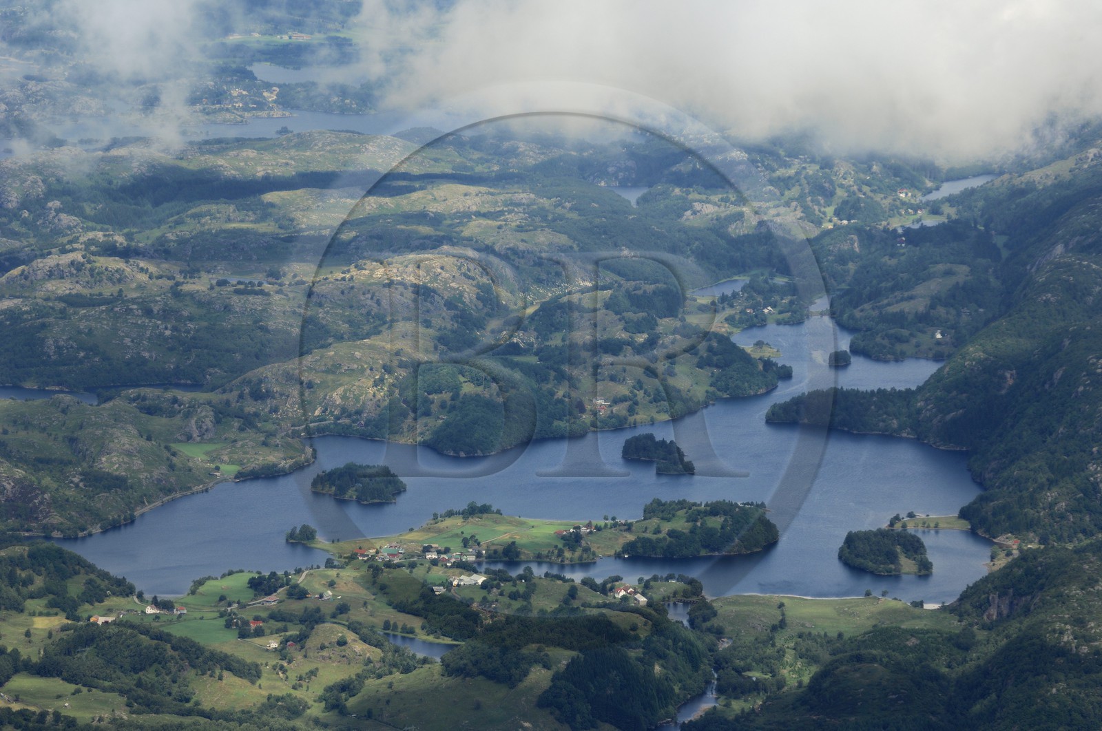 Norvège, Rogaland, intérieur des terres au sud de Stavanger (vue aérienne)