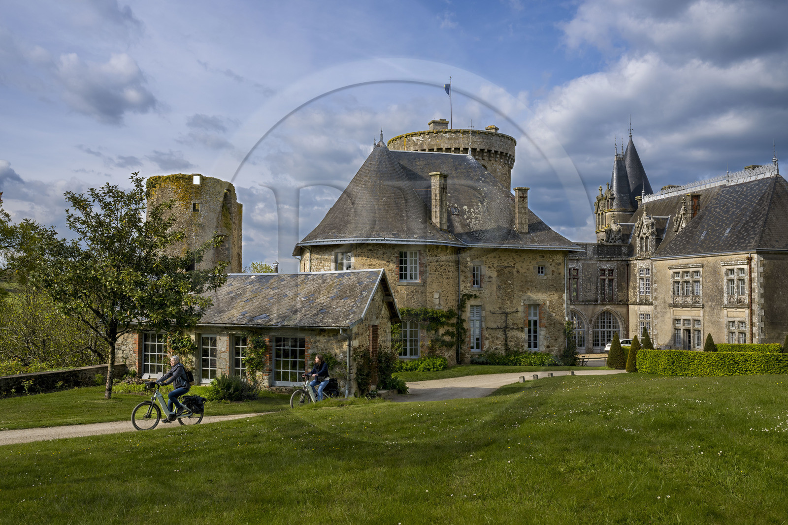 France, Vendée (85), Sèvremont, le chateau de la Flocellière, gite et chambre d'hotes sur la véloroute Vendée Vélo Tour