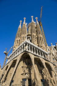 Espagne, Catalogne, Barcelone, quartier de l'Eixample, basilique de la Sagrada Familia de l'architecte du modernisme catalan Antoni Gaudi classée Patrimoine Mondial de l'UNESCO, la façade de la passion