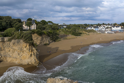 France, Loire Atlantique, Estuaire de la Loire, Saint Nazaire, plage de Saint Marc sur Mer beach (aerial view)