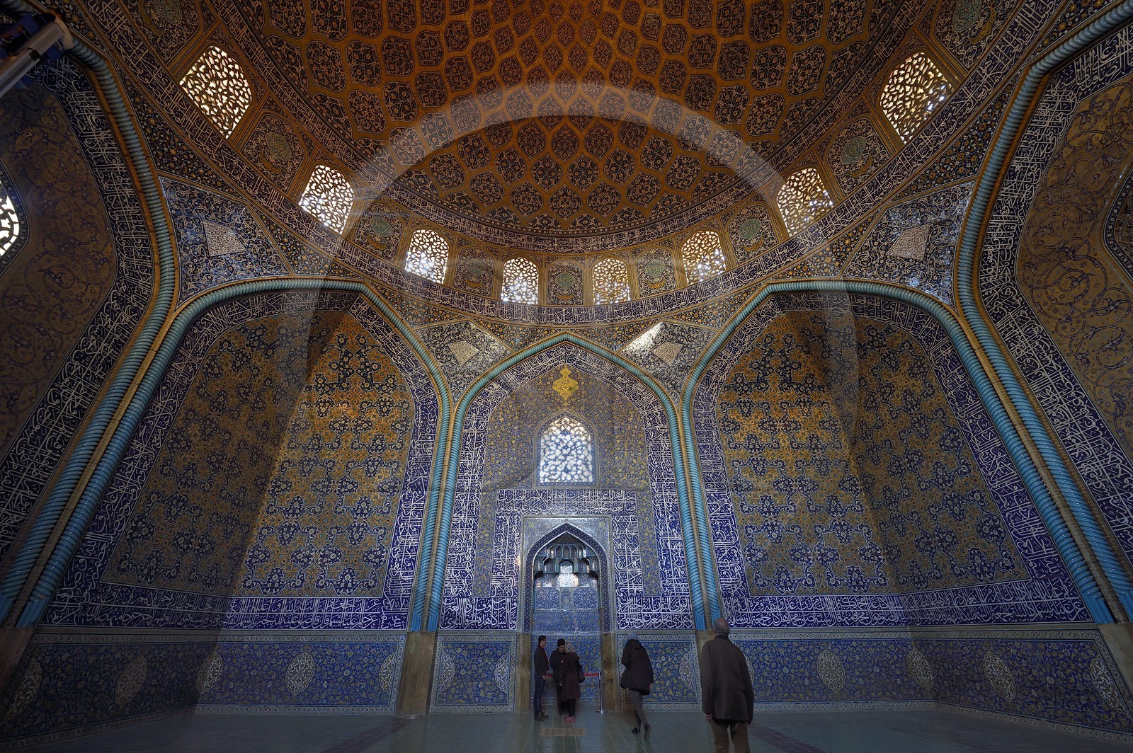 Iran, Isfahan Province, Isfahan, Sheikh Lotfollah Mosque build in the early 17th century