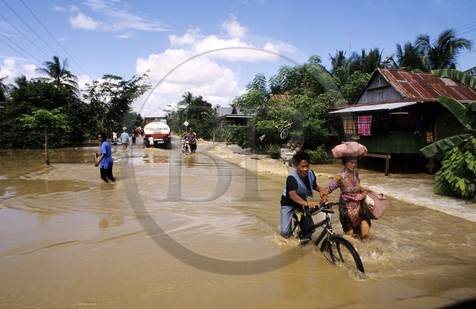 Indonésie, Sulawesi (les Célèbes), région du Lac Tempe, inondations