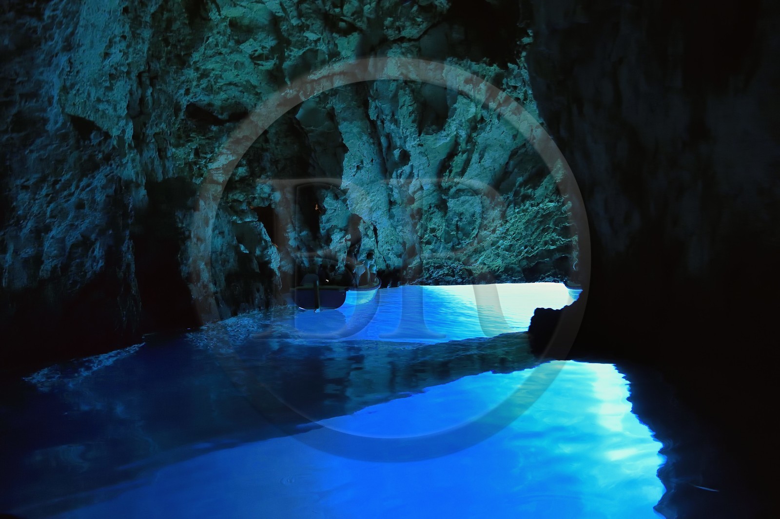 Croatie, Dalmatie, cote dalmate, Ile de Bisevo, la Blue Cave