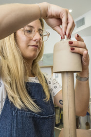 France, Alpes-Maritimes, Vallauris, ceramist Maureen Stengel-Guillot from the MSG Céramique workshop