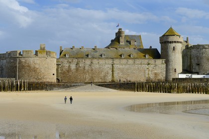 France, Ille-et-Vilaine (35), côte d'émeraude, les remparts nord de Saint-Malo