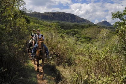 Brésil, Etat du Minas Gerais, Tirandentes, cavaliers sur l'ancienne route de l'or (Estrada Real)