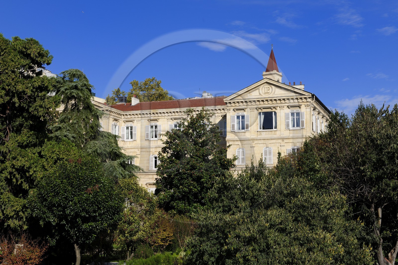 Turquie, Istanbul, quartier de Beyoglu, le Palais de France au coeur de l'ancien quartier de Pera